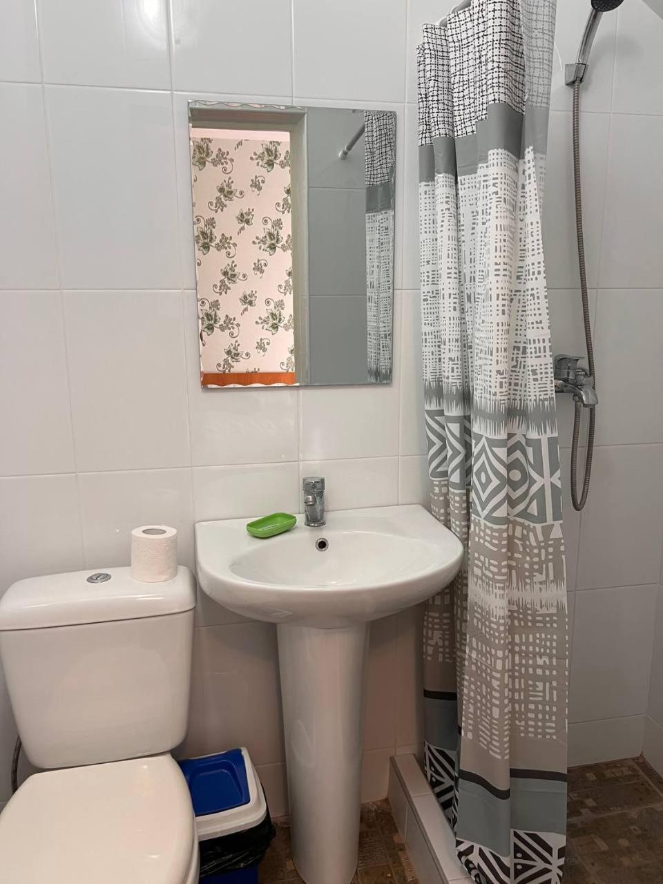 Podsolnukhi Guest House Czołponata Zewnętrze zdjęcie
