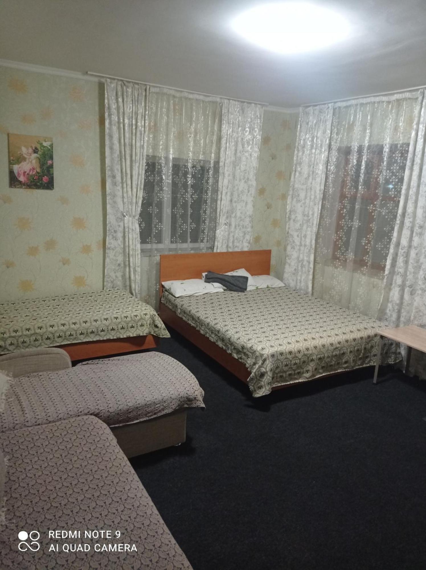Podsolnukhi Guest House Czołponata Zewnętrze zdjęcie